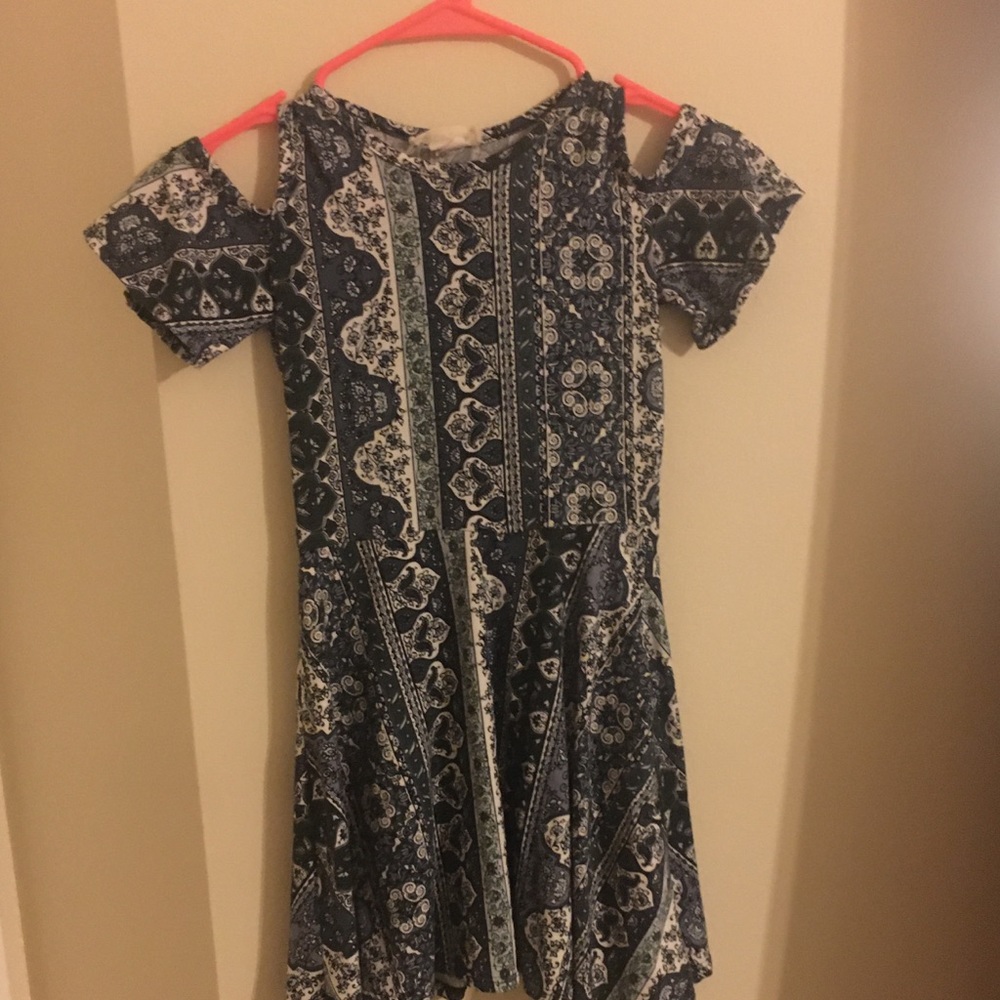 Paisley dark blue and white girls dress